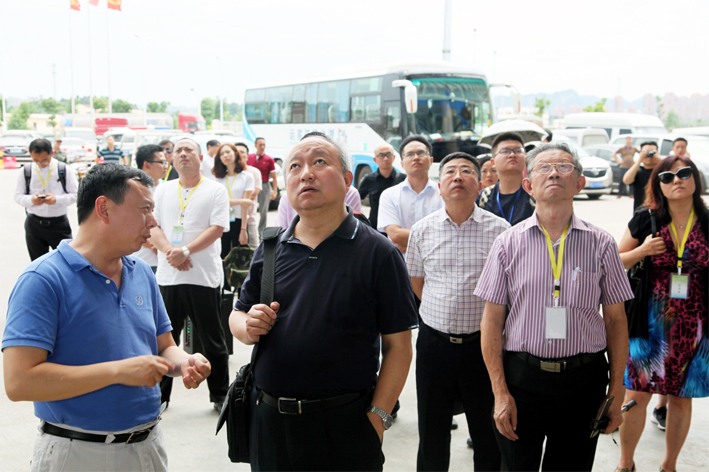 看宣传片.jpg?x-oss-process=style/sim